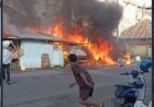 Geger Kios BBM Eceran Terbakar Minggu Pagi