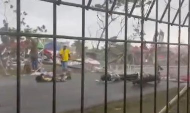 Seorang Pembalap Meninggal Dunia Tertimpa Gate Start Saat Cuara Buruk