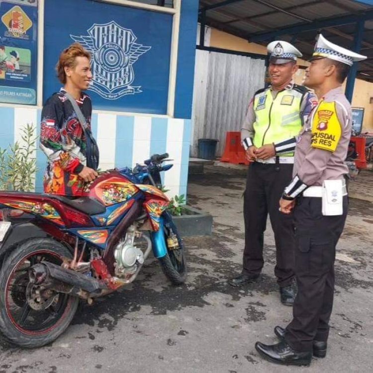 Himbau pengendara roda dua yang tidak menggunakan helm