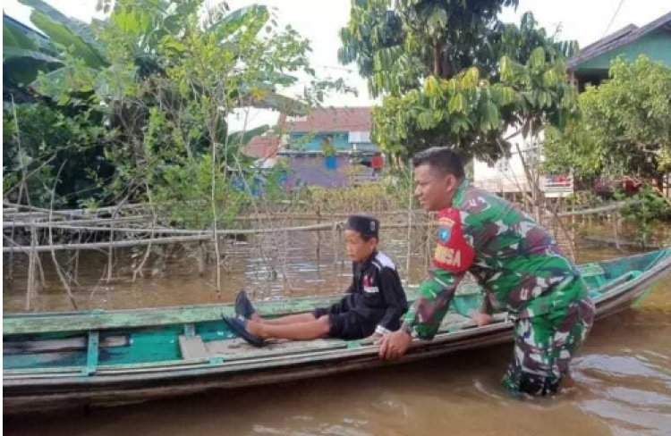 Banjir Melanda Keluarahan Batu Tuhup Kalteng