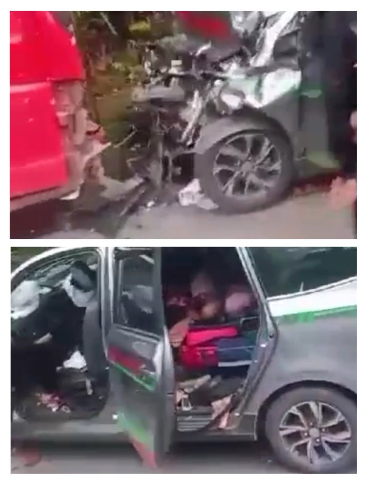 Lakalantas Ambulance Berplat Nomor Melawi Vs Truk di Jl Tayan - Pontianak